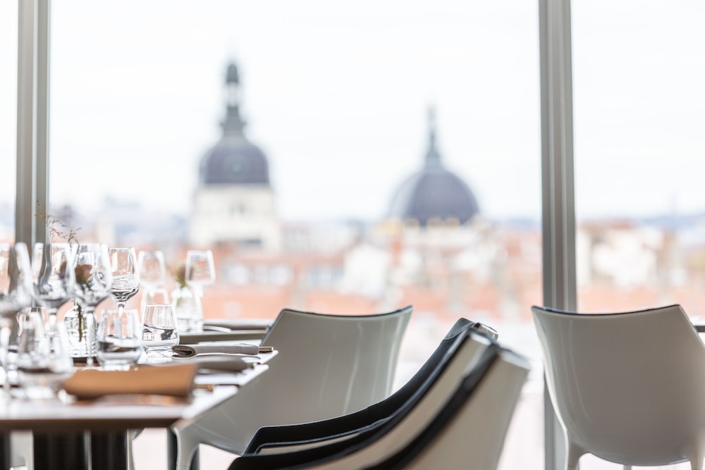 Sofitel Lyon Bellecour Hotel 61/71