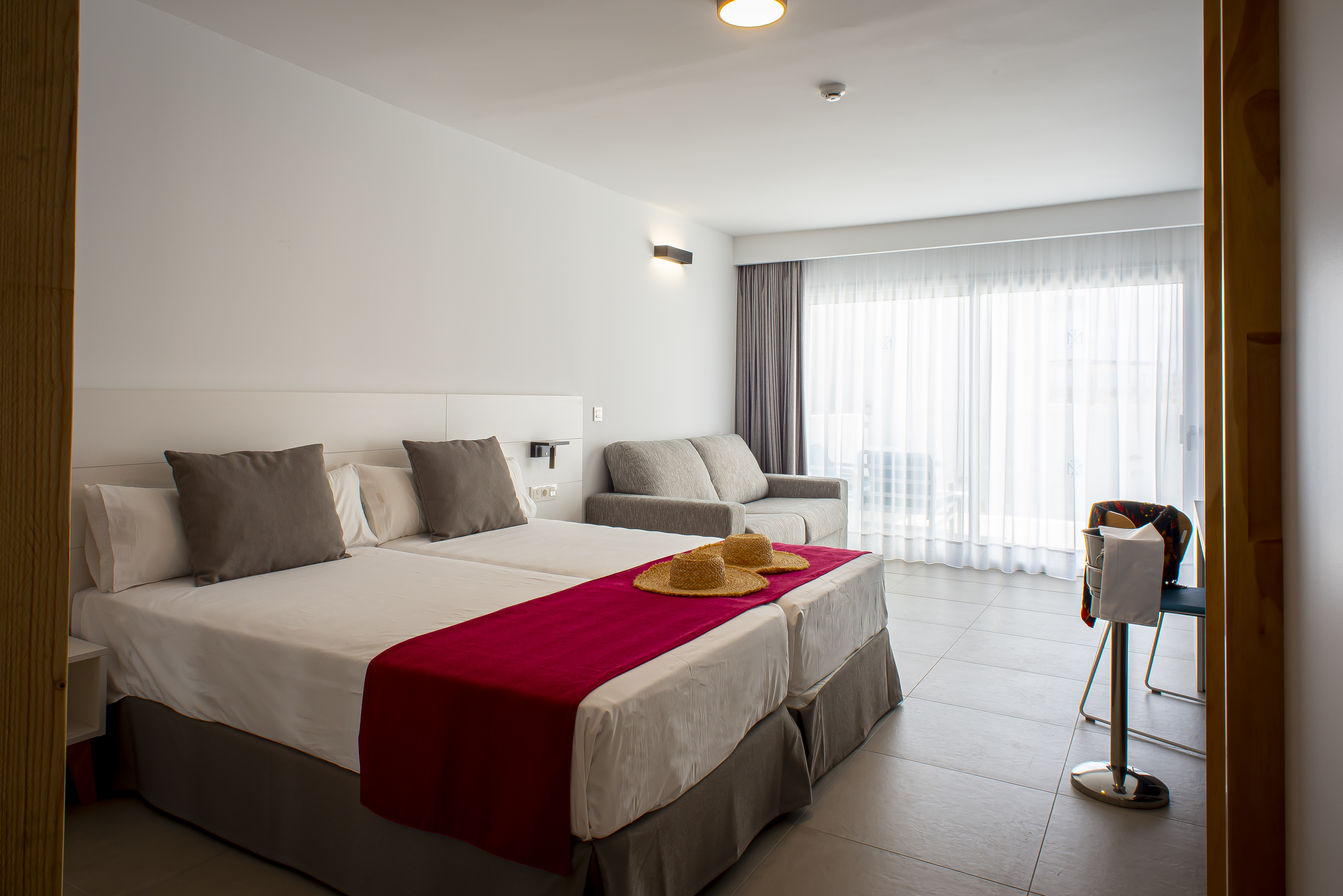جناح جونيور لذوي الإعاقة، Hotel Taimar 2/10
