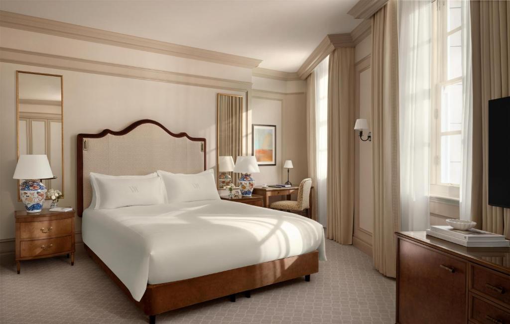 Waldorf Astoria London - Admiralty Arch 12/28