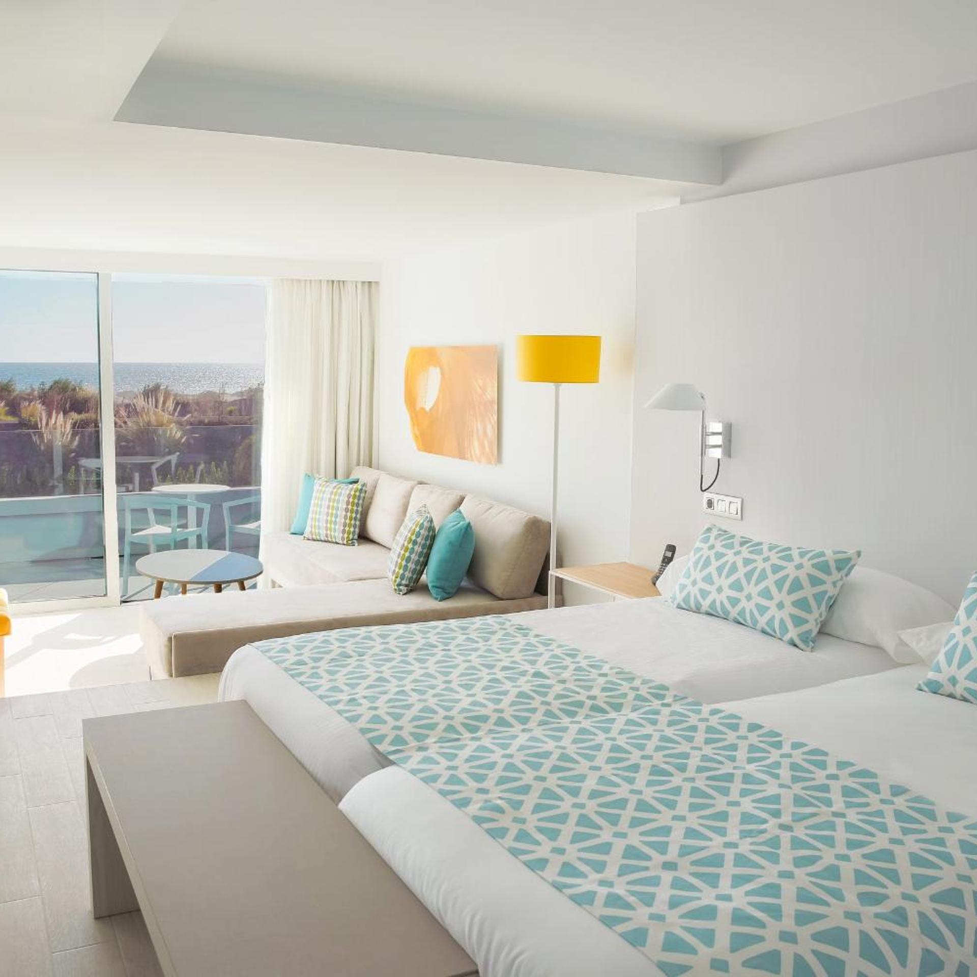 Santa Monica Suites 15/53