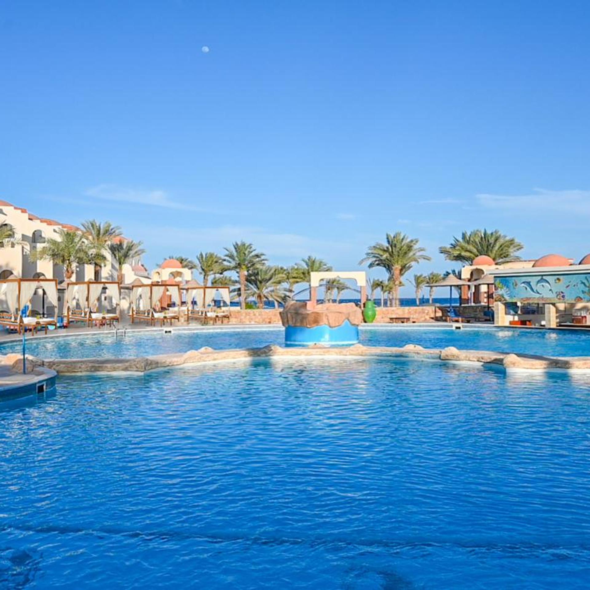 PROTELS Beach Club & Spa 41/43