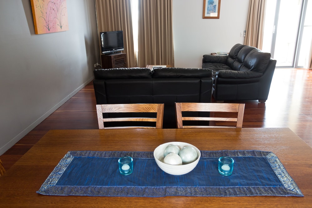 Coolum Beach Resort 41/58