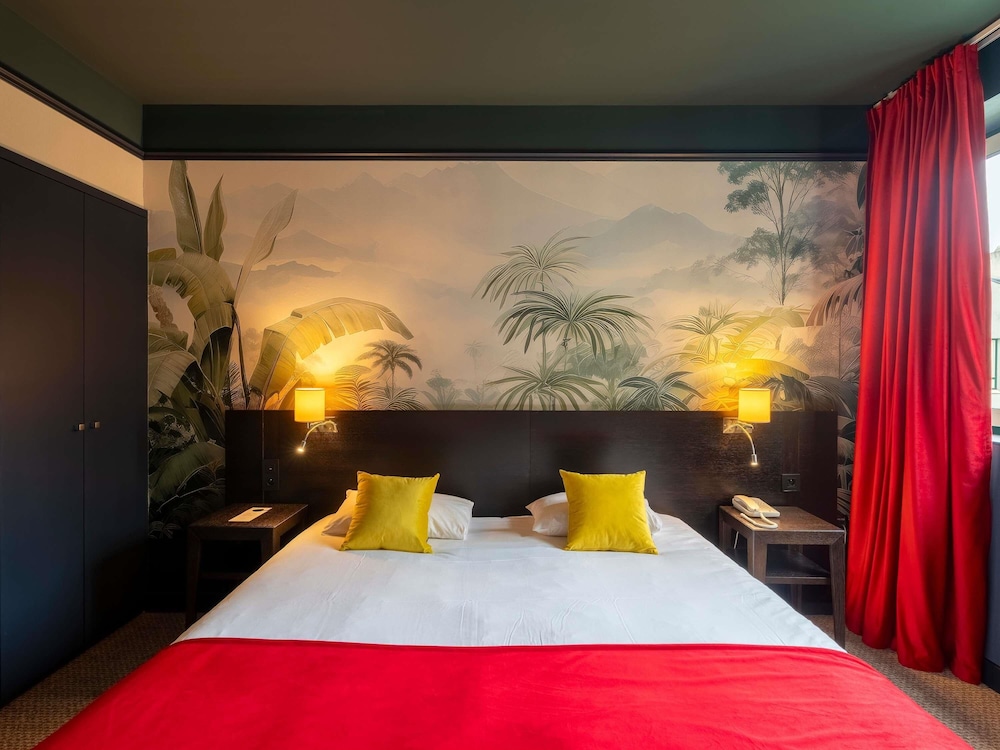 STANDARD, DOUBLE BED