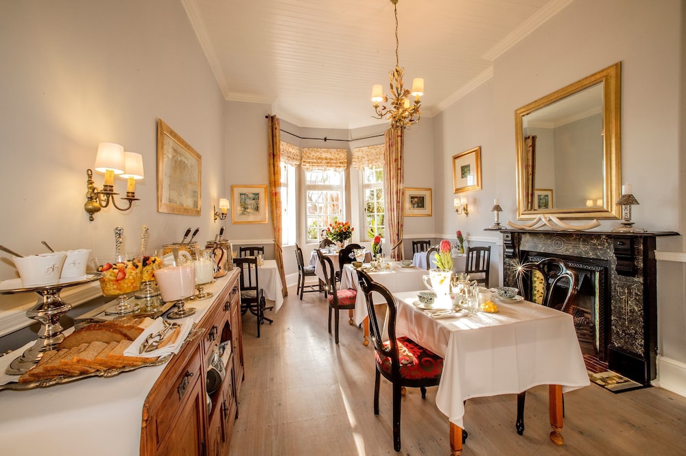The Villa Rosa Bed and Breakfast 32/43
