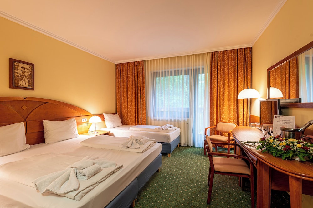 HOTEL LOVER 19/55