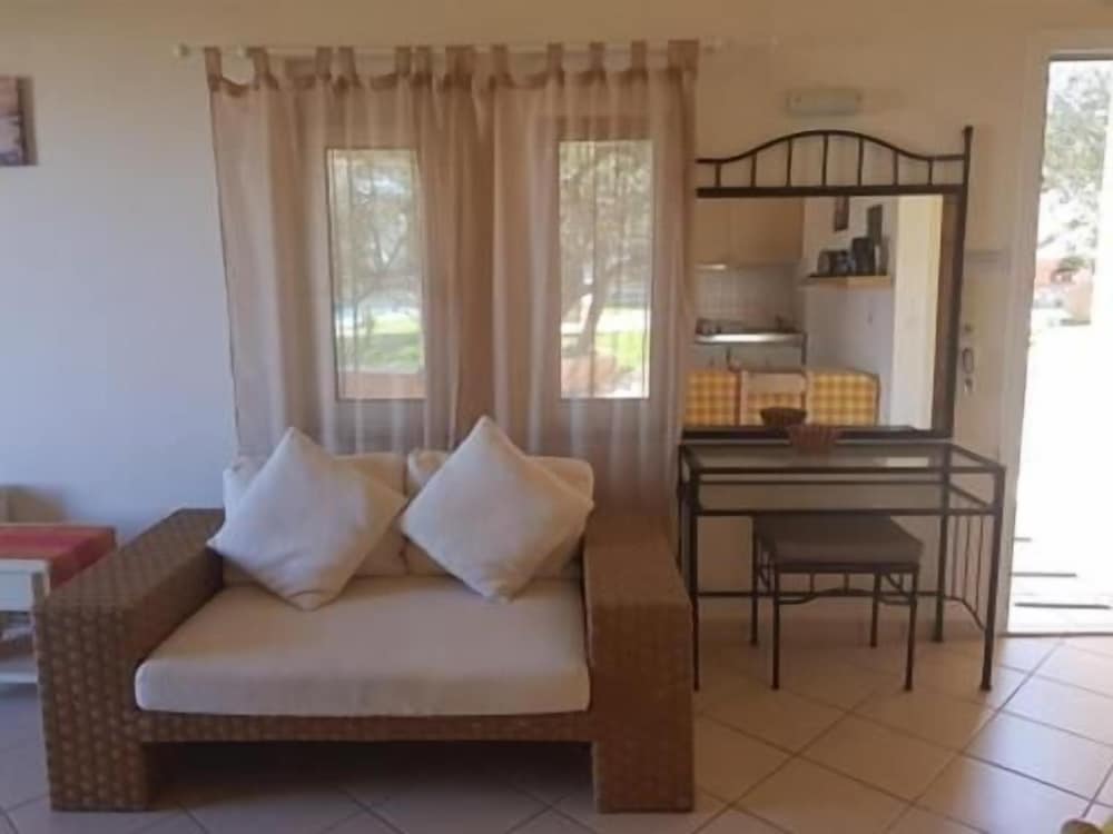New Kydonia Suites & Studios 3/25