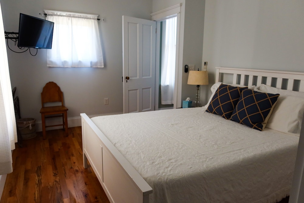 The Chalfonte Hotel 5/50