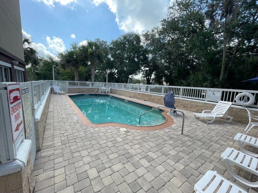 Fairfield Inn Suites Melbourne Palm Bay Viera 42/50