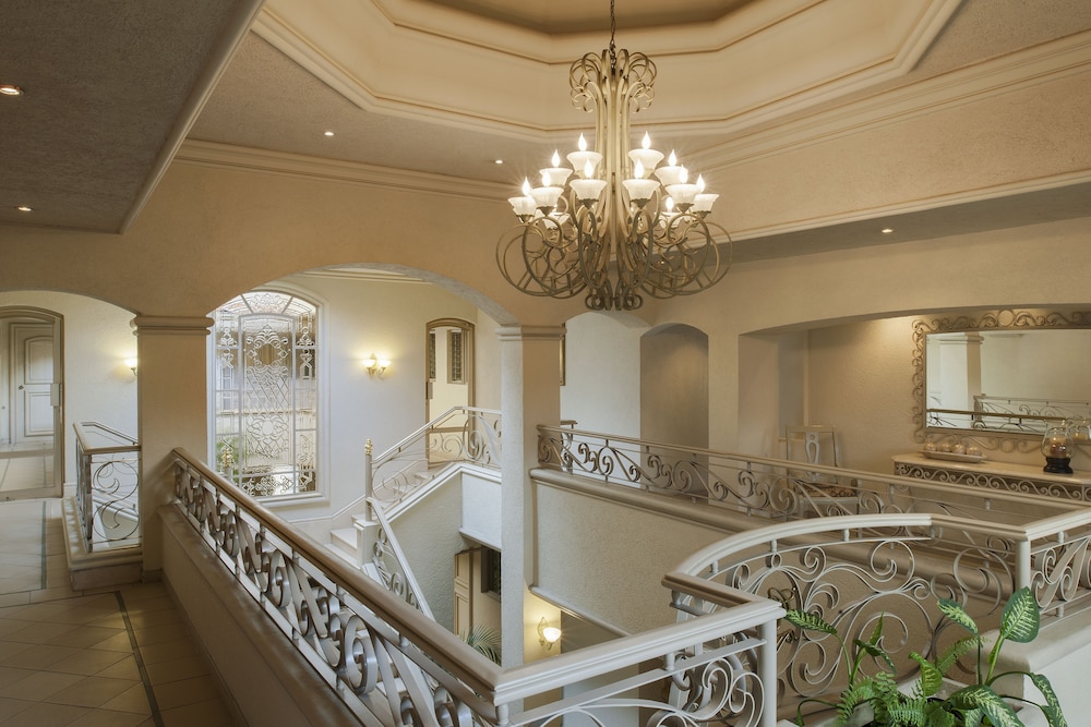 HOTEL AND SUITES QUINTA MAGNA 8/34