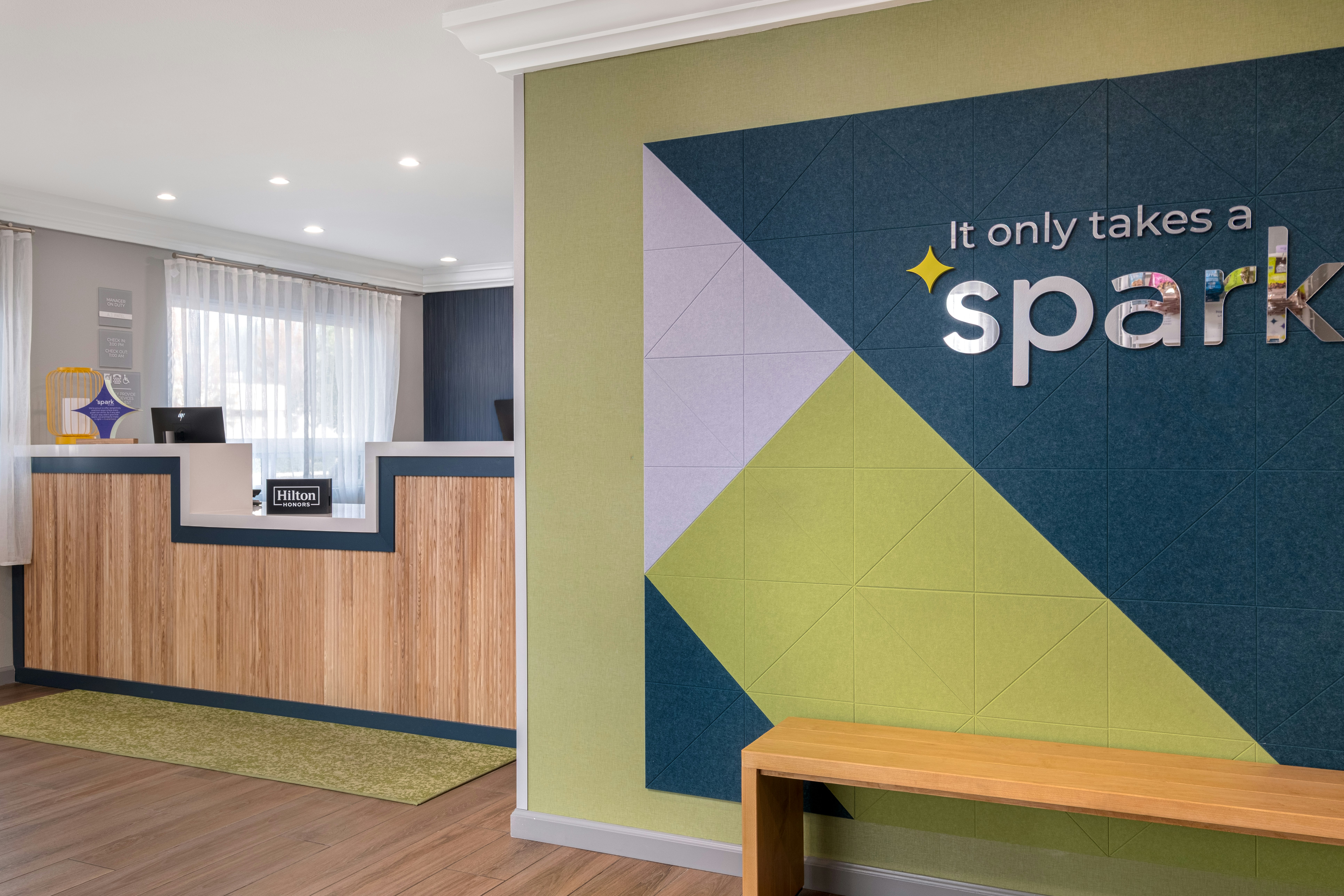 Spark by Hilton Springfield Eugene 8/28