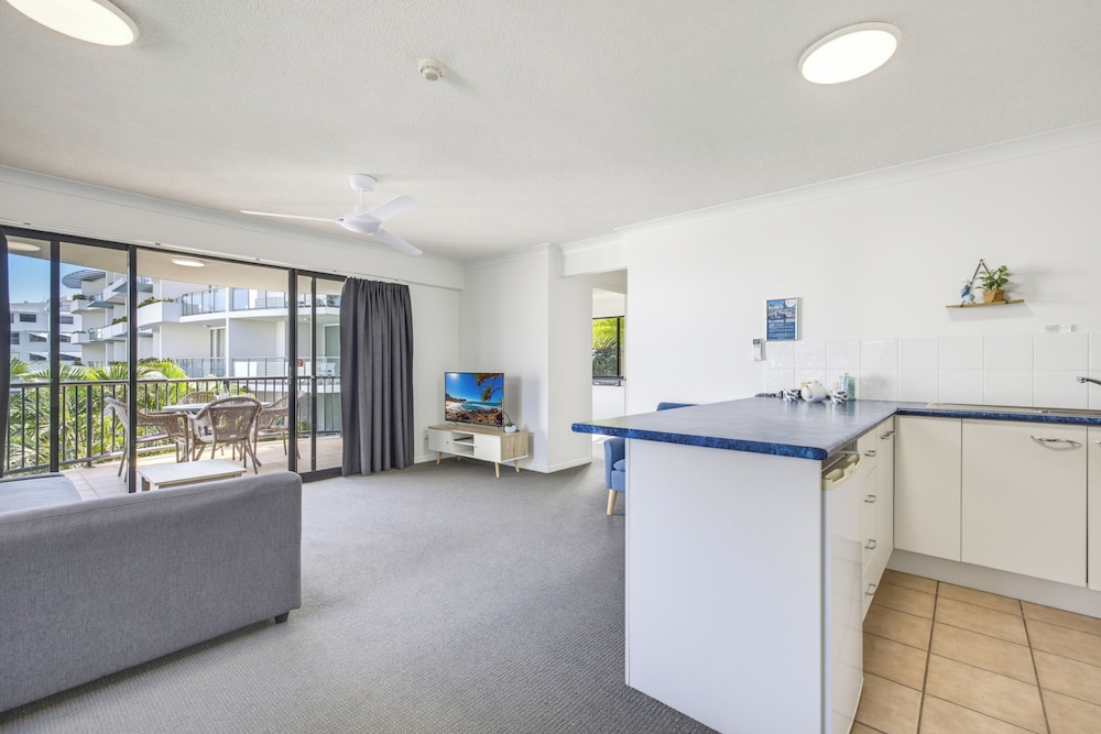 Belaire Place 7/50
