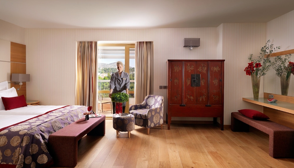 Divani Escape - Adults Only 20/67