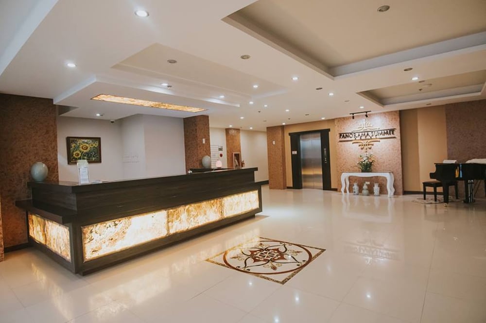 Panorama Summit Hotel 10/50