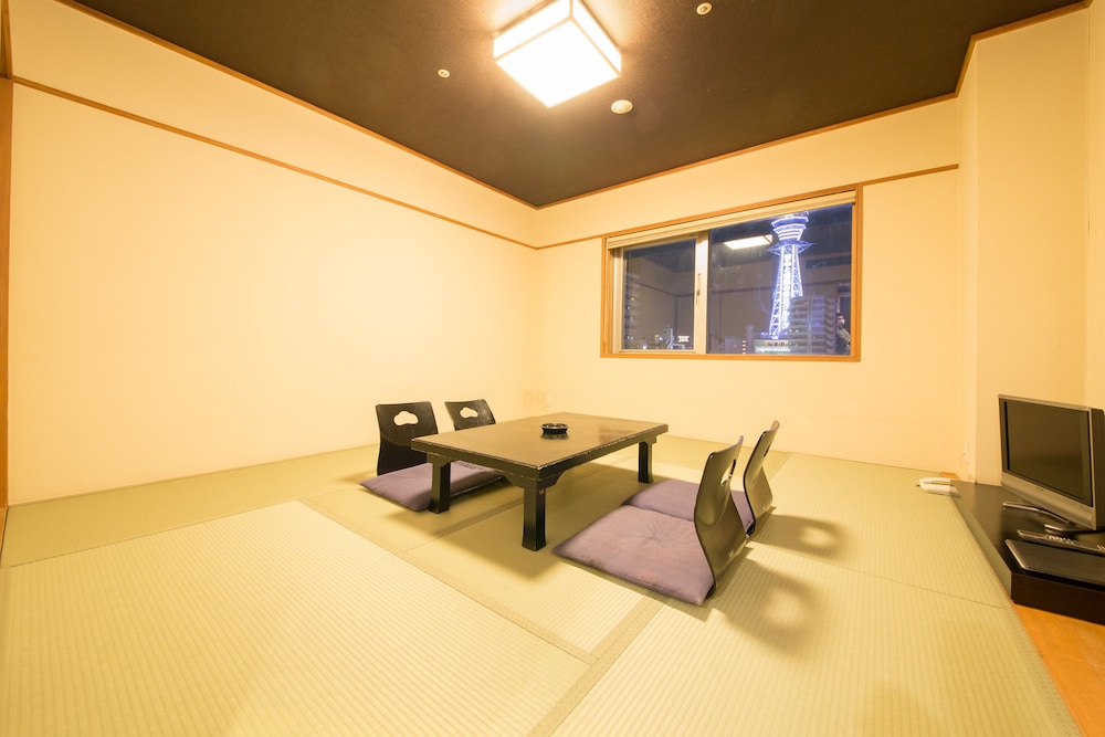 Japanese, Type A, 4 Futon Beds, Shared Bathroom