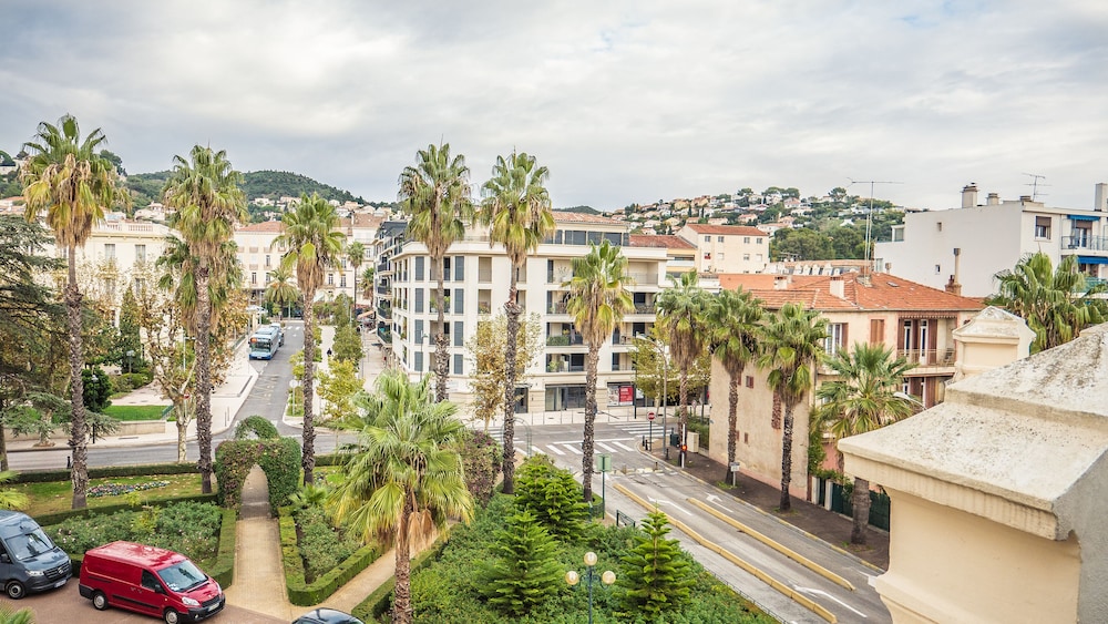 Hotel des Palmiers Hyeres 3/56