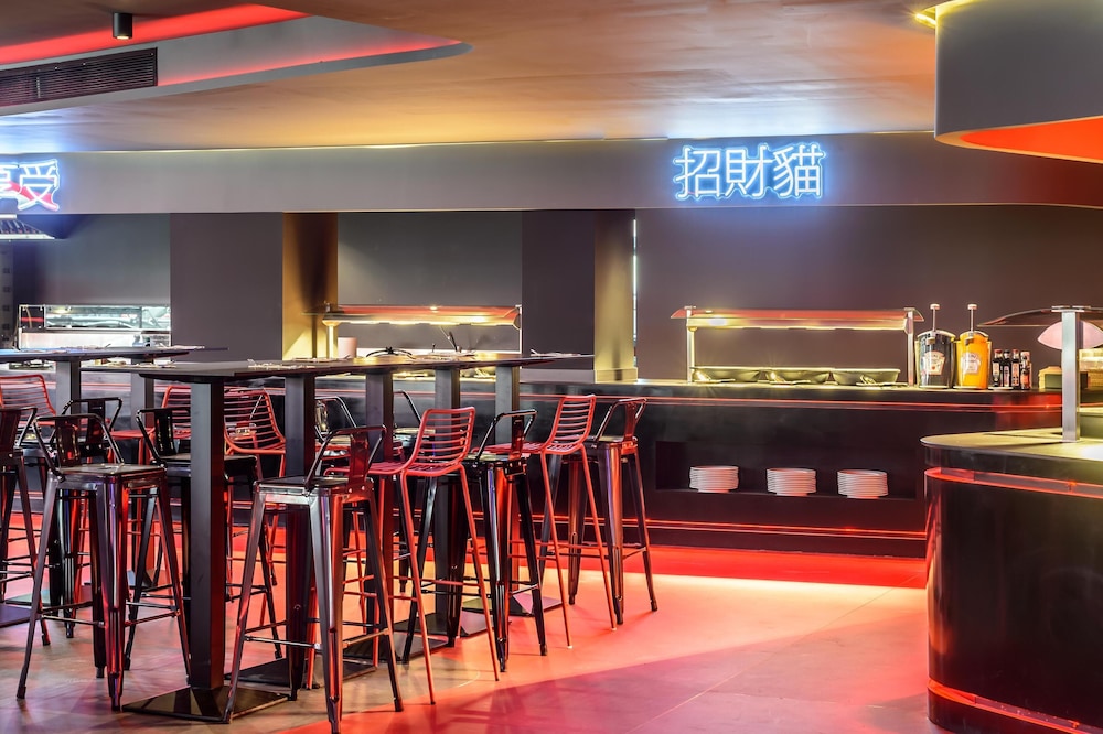 Hotel Vibra District - Adults Only 47/58