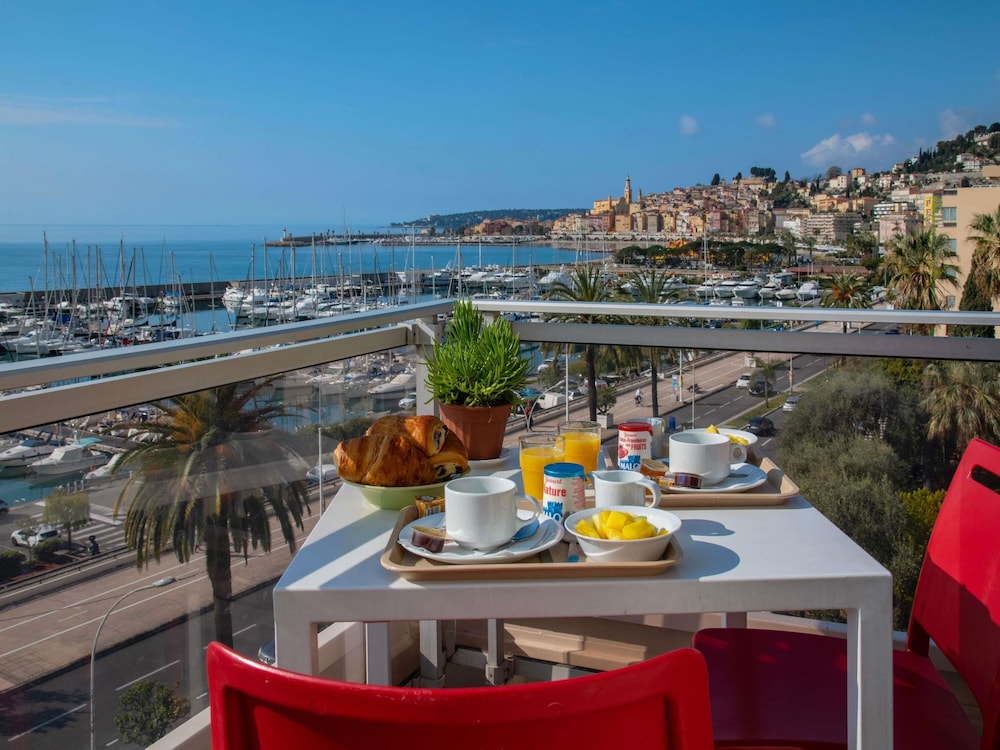 Ibis Budget Menton 48/66