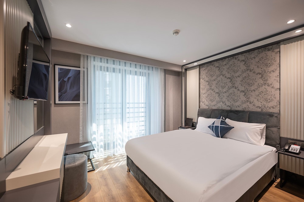 Four Points Express by Sheraton Antalya Lara 6/27
