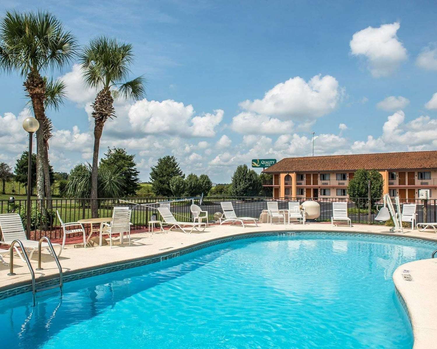 Quality Inn Marianna 6/26