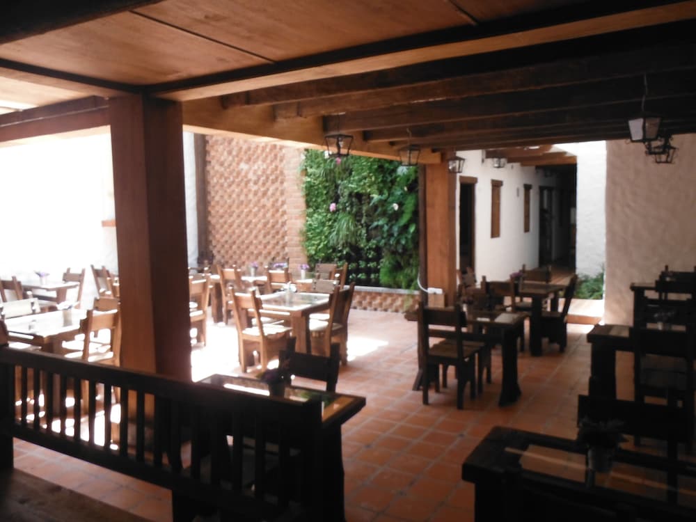 Casa Indigo Hotel 24/29