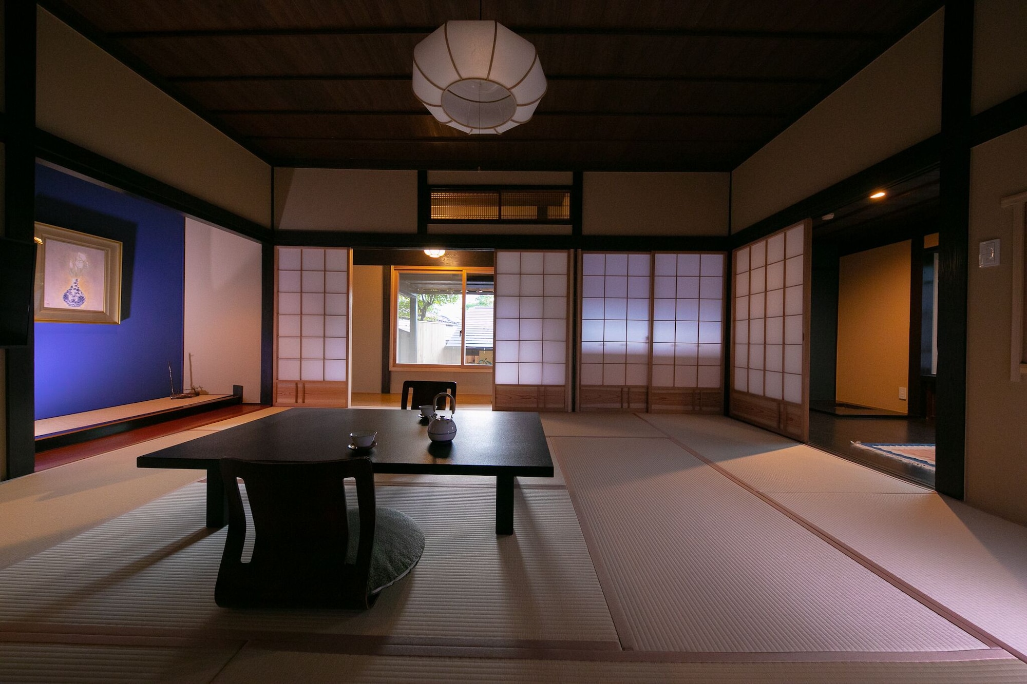 Traditional, House, 3 Futon Beds