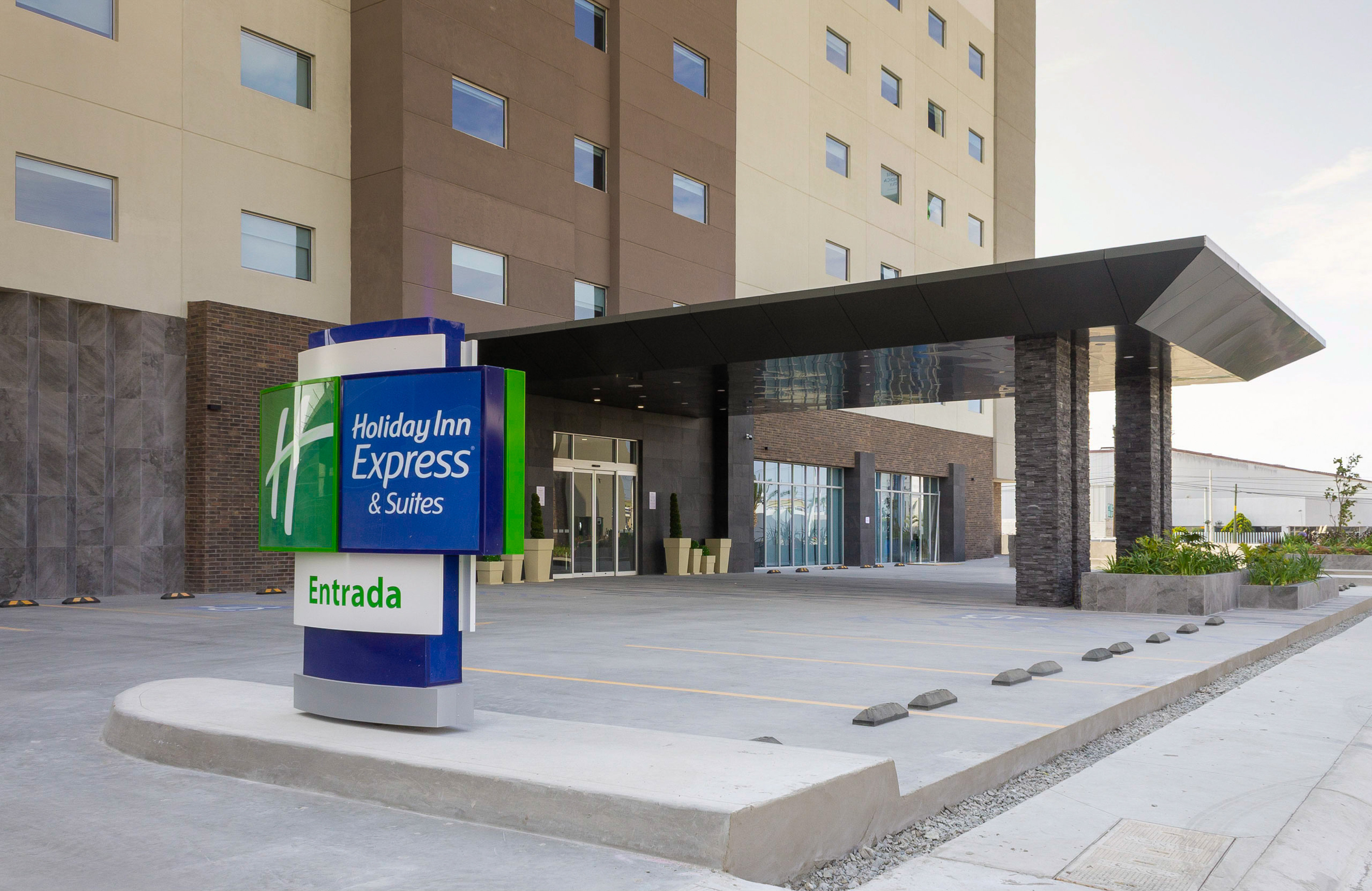 Holiday Inn Express and Suites Tijuana Otay 58/61