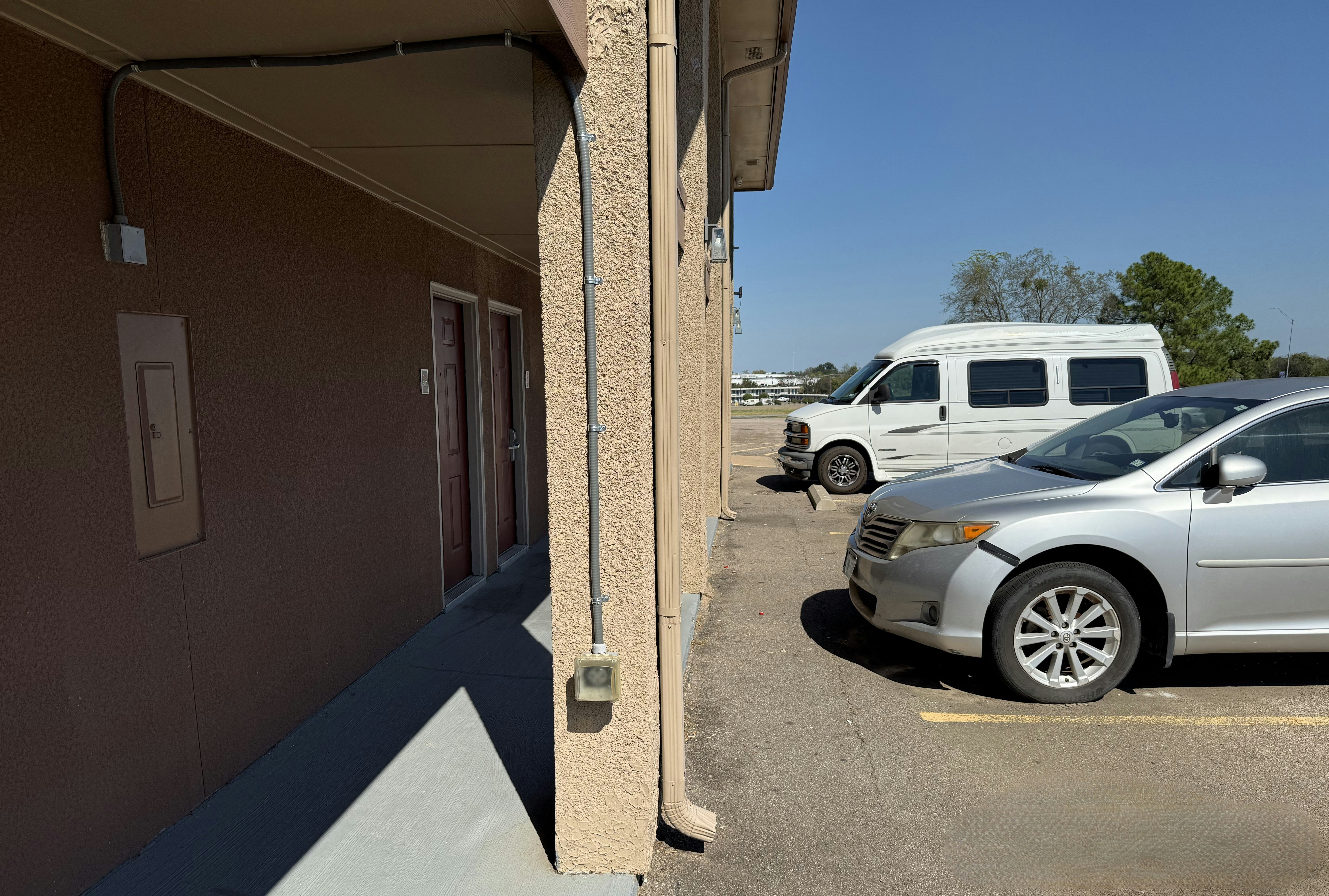 Red Roof Inn & Suites Sulphur Springs 19/26