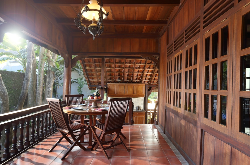 Alindra Villas and Spa 70/80