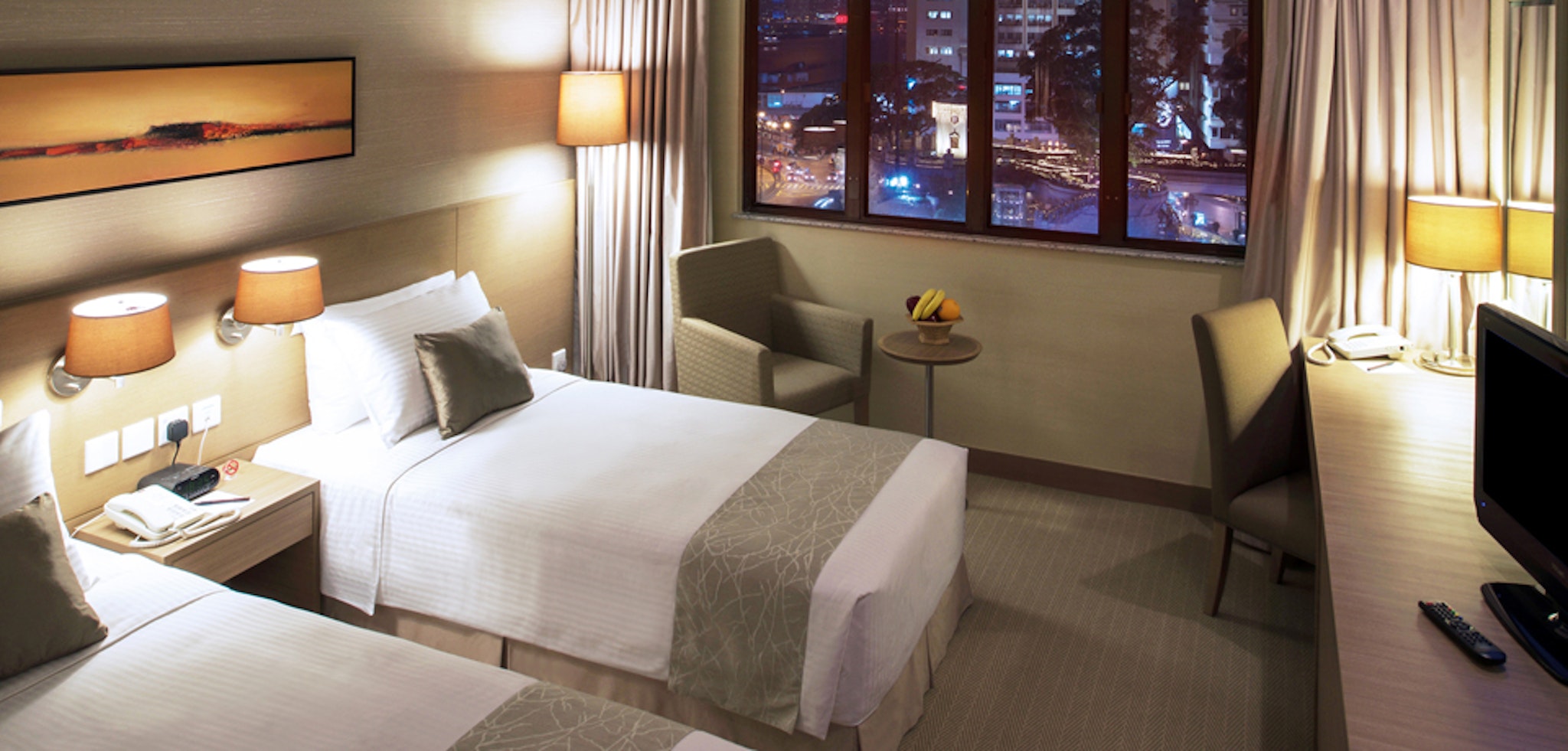 Room, Double or Twin Bed, Partial Harbour View