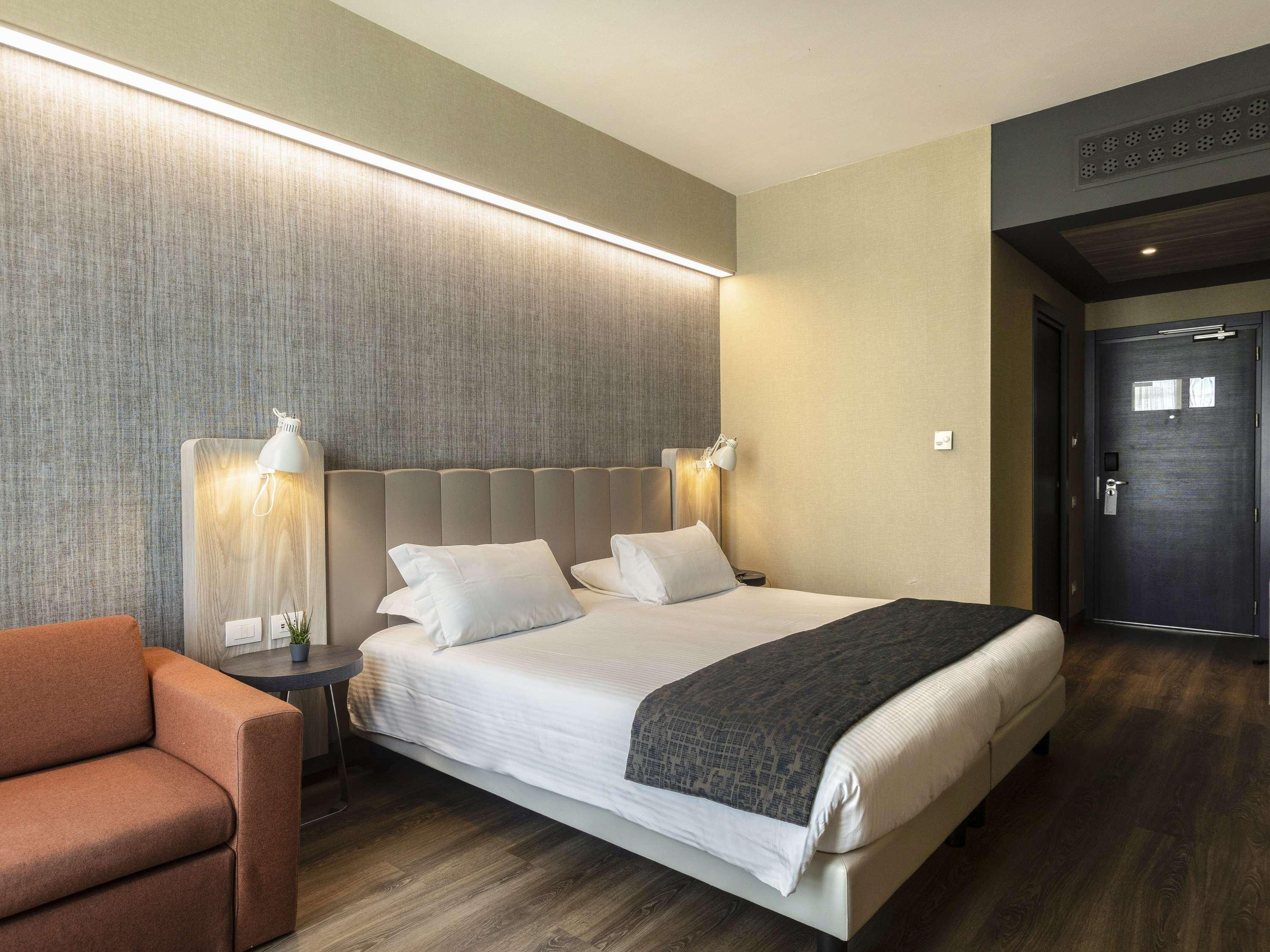 غرفة سوبيريور بسرير كينج، MERCURE FIRENZE CENTRO 3/10