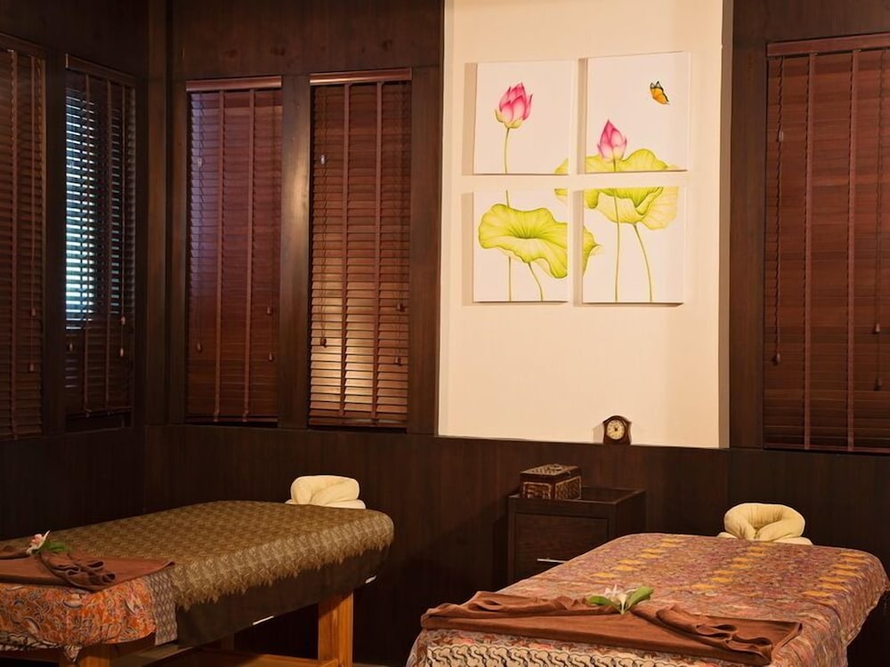 Tup Kaek Sunset Beach Resort and Spa 25/75