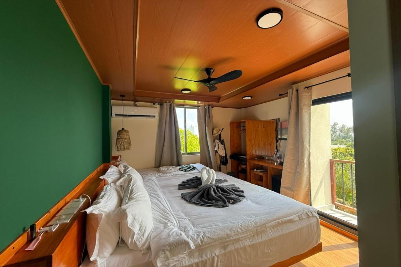Ruka Maldives 4/10