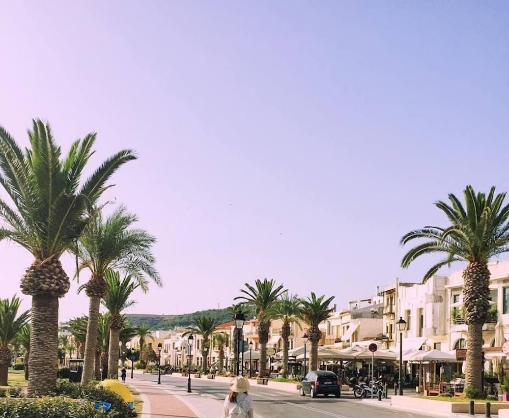 Elina Hotel Apartments in RETHYMNO