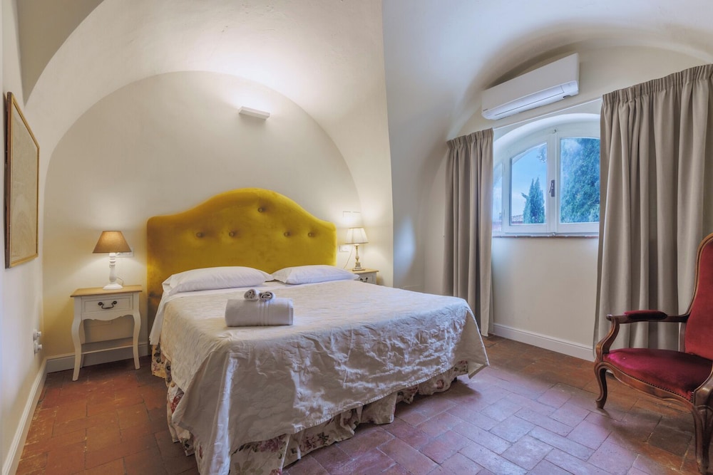 2 BEDROOMS, EXCLUSIVE, APARTMENT