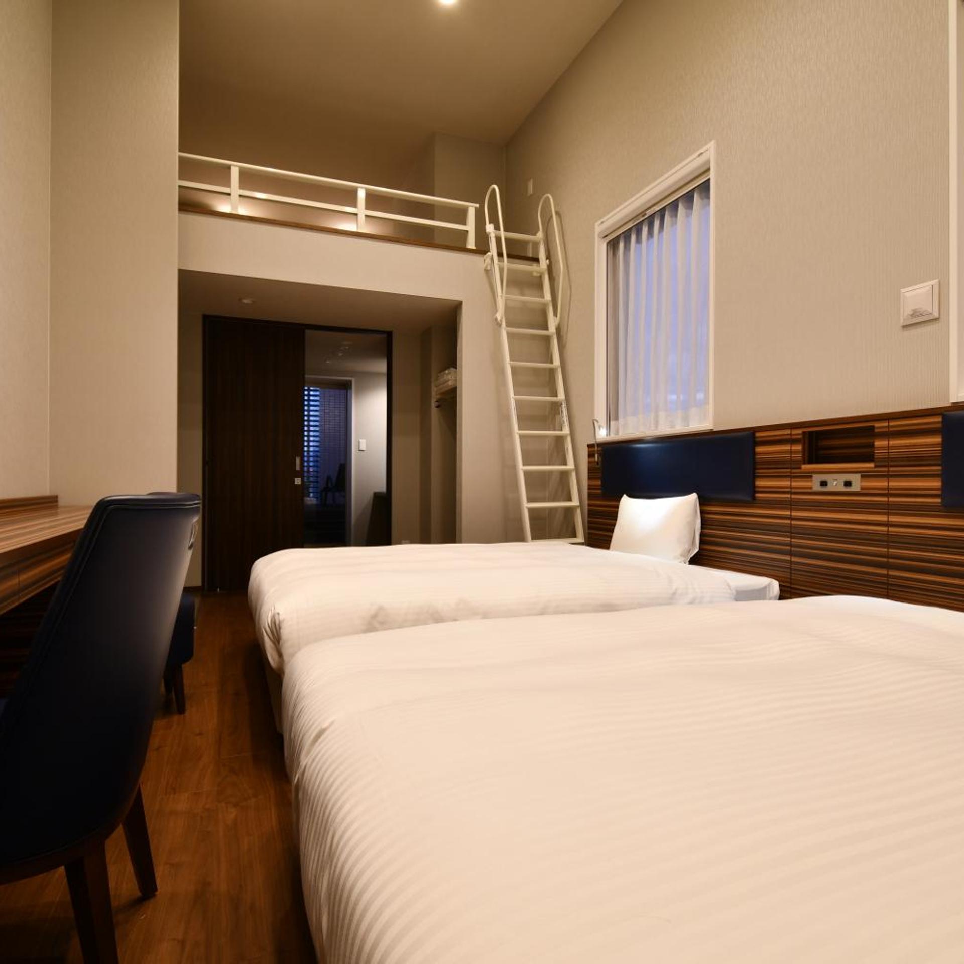 Royal, Loft, Twin Beds, Outdoor Bath