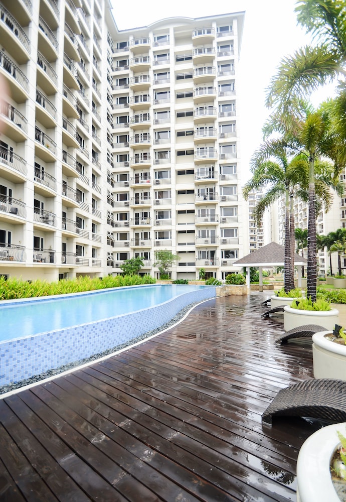 Extremeli Suites 62/65