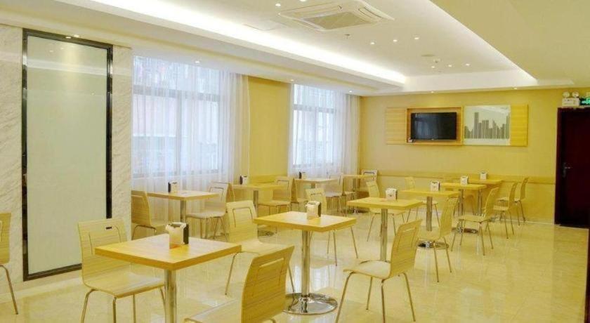 City Comfort Inn Huizhou Huxi Avenue Branch 34/48