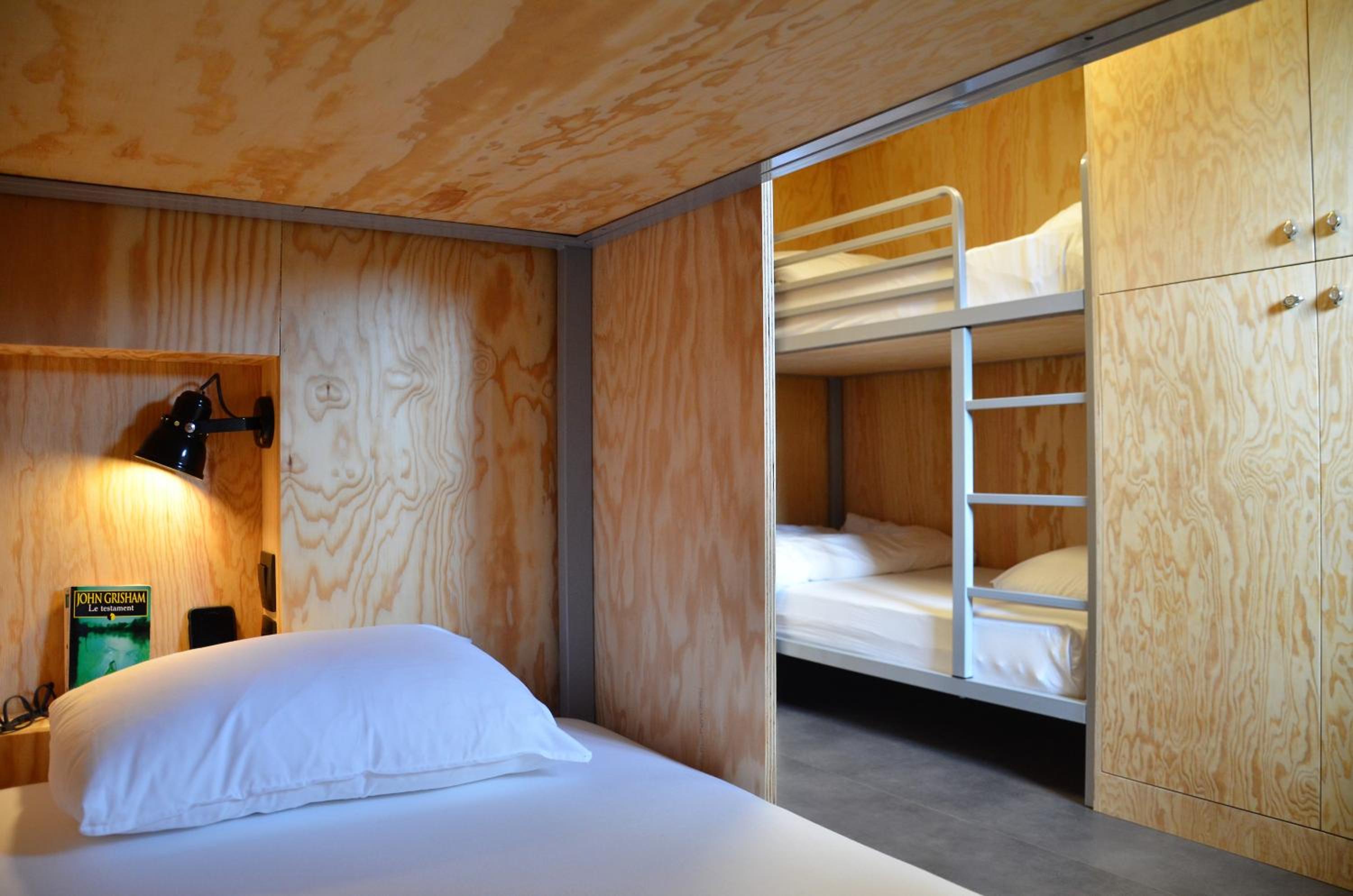 Private, Mixed Dorm, 6 Bunk Beds