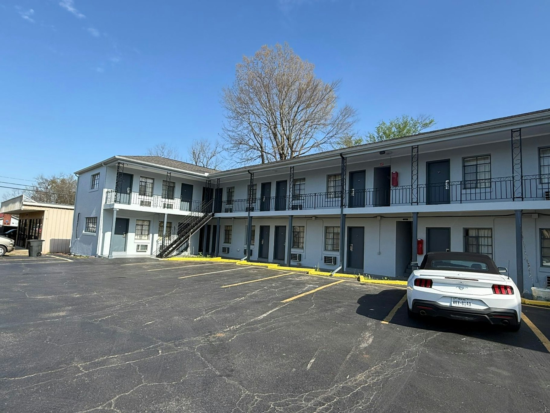 Railroad Inn Amory Near Tupelo MS 32/43