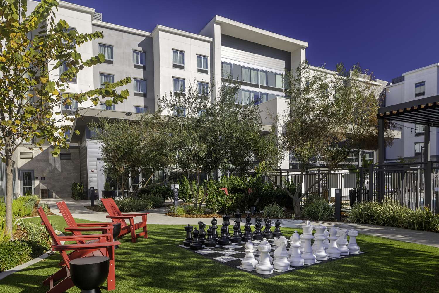 Homewood Suites by Hilton Long Beach Airport 44/47