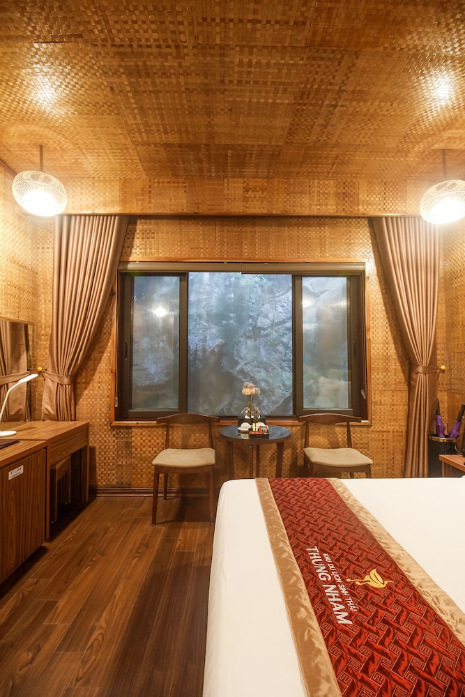 Thung Nham Hotel & Resort 19/50