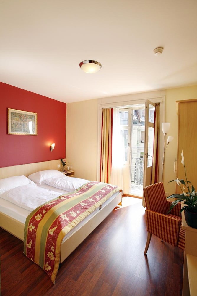 De La Paix Hotel 16/43