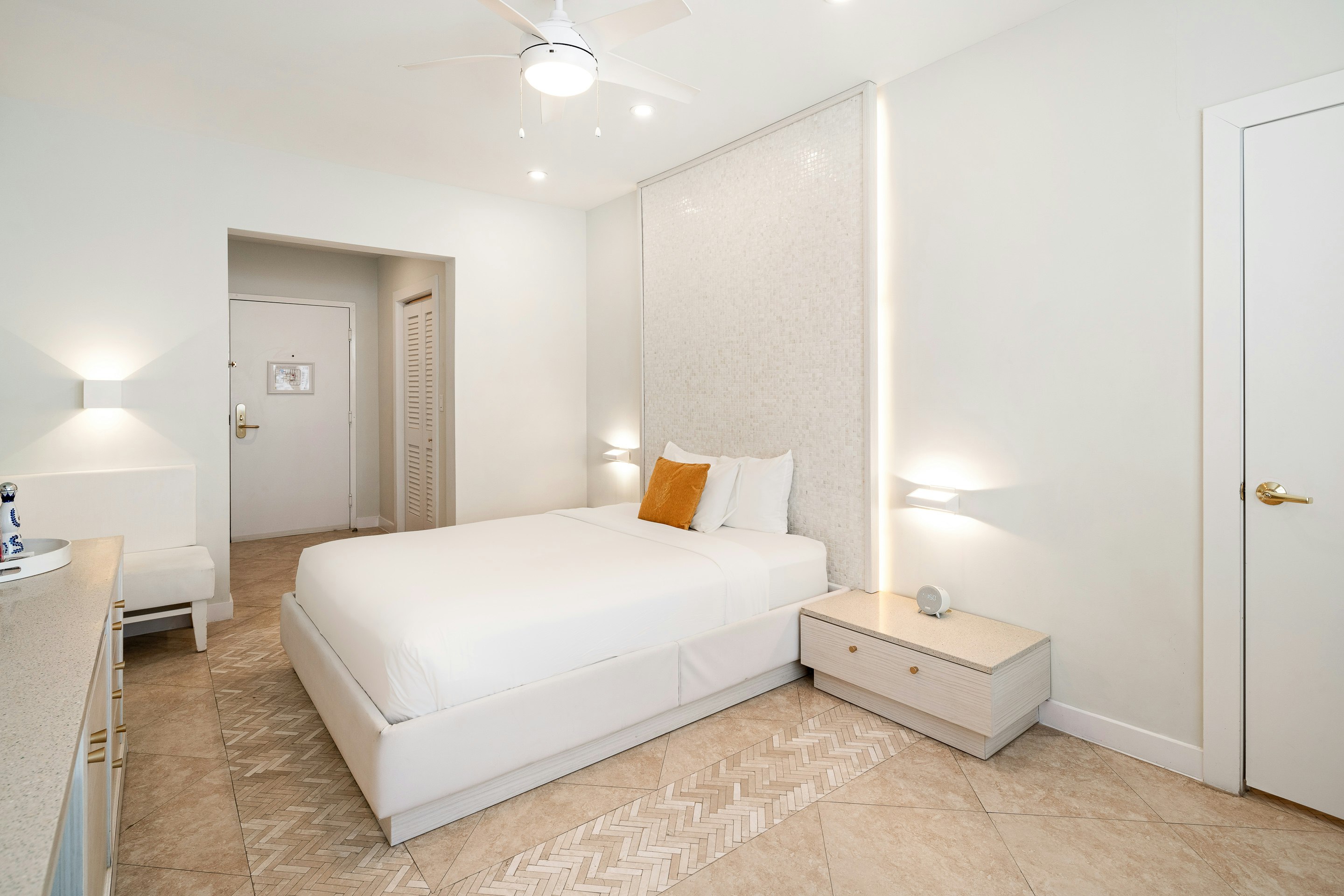 غرفة بسرير كوين، Cardozo South Beach 4/5