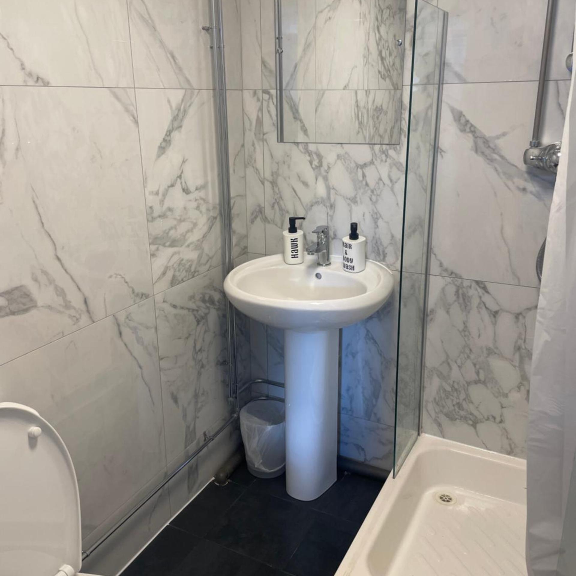 Coach House Hotel 54/60