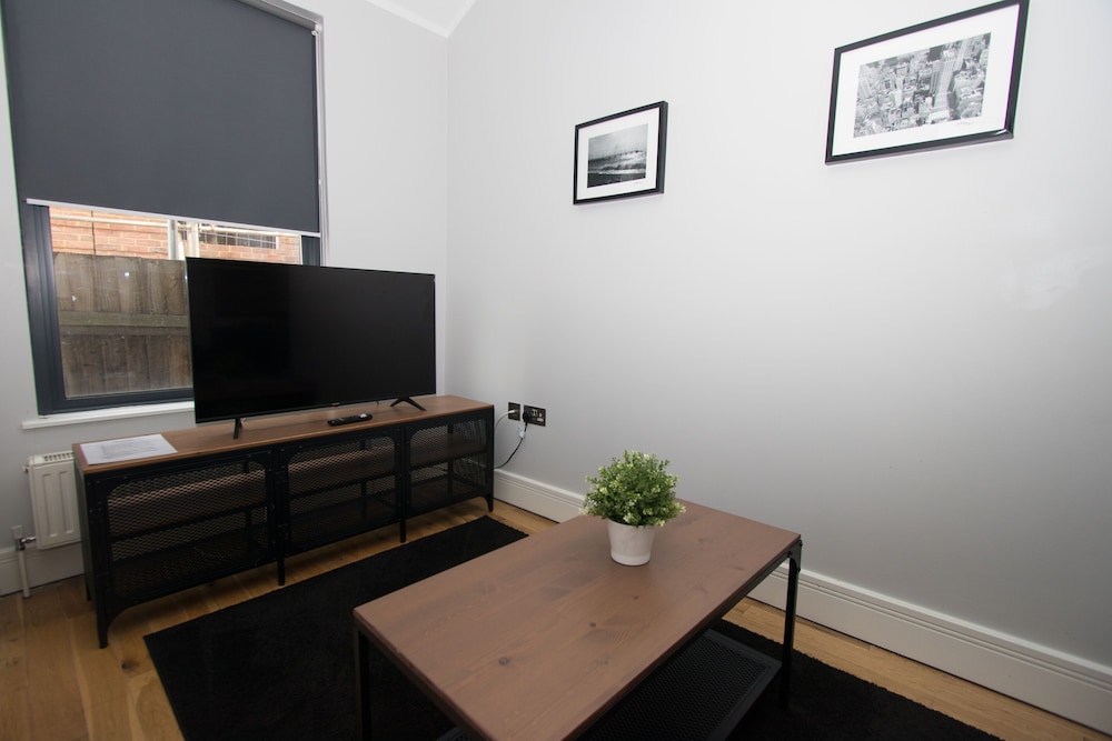 Westciti Croydon Serviced Apartments 37/50
