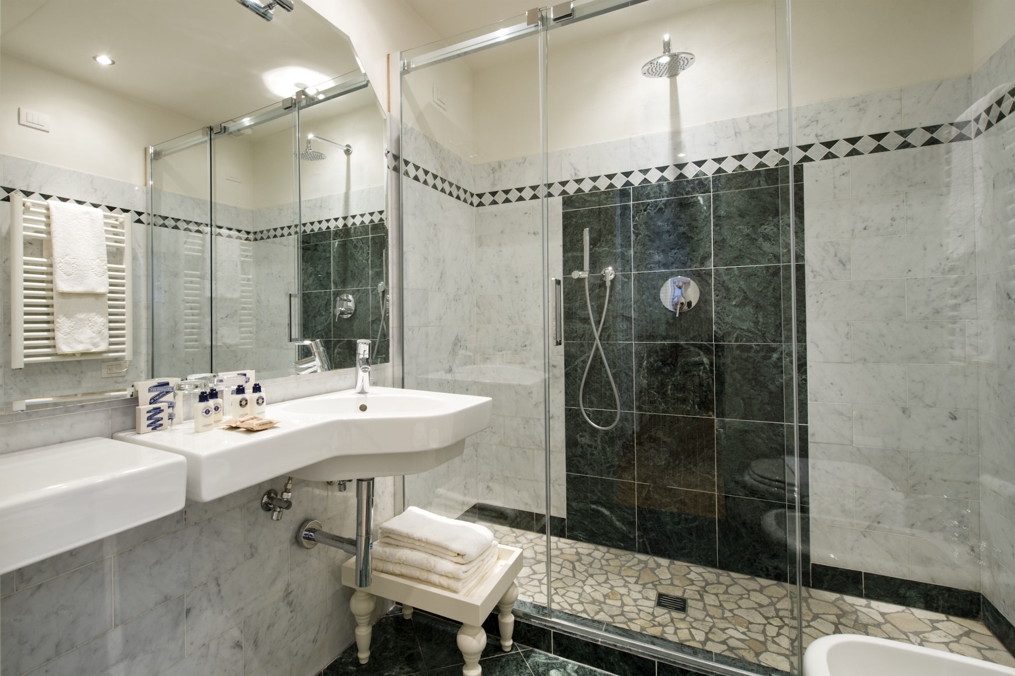 Panoramic, Penthouse, 1 Queen and 1 Murphy Bed, Queen Murphy Bed، Relais Piazza Signoria 5/9