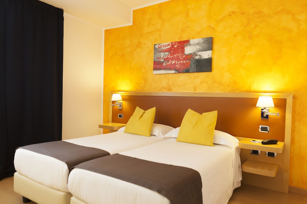 Ibis Styles Roma Vintage 17/64