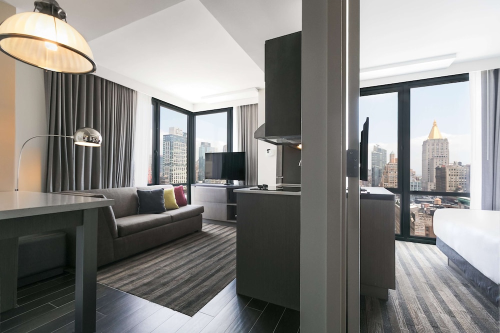 HYATT HOUSE NEW YORK CHELSEA 10/65