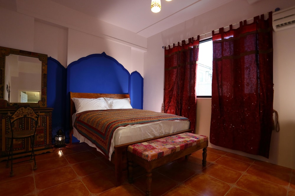 Pulamayama B&B 11/40