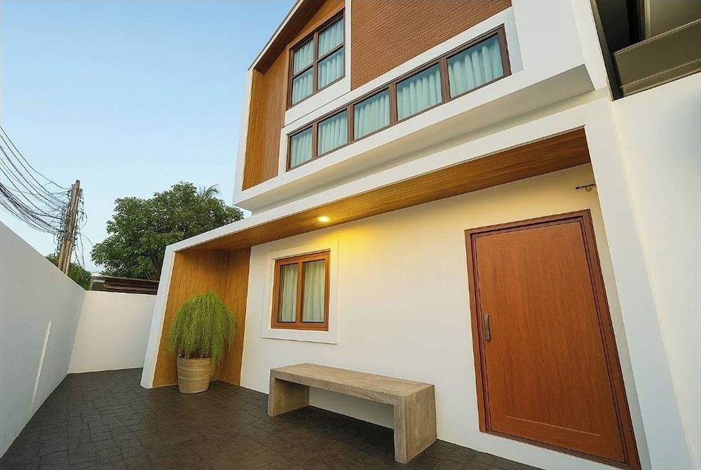 Tanwa Hotel 2/50
